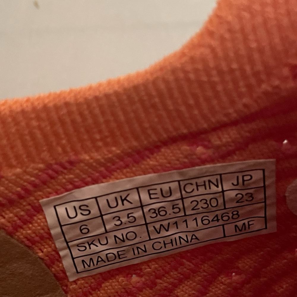 UIN Coral Pink Orange Red Mijas Shoes Women's Size 6, Slip On - Picture 9 of 9